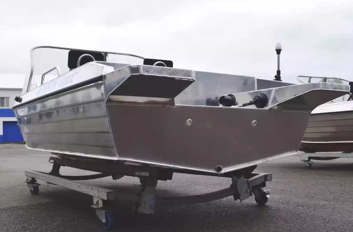 Алюминиевая лодка  Neman-400 DC в Артёме