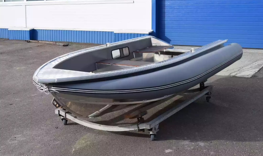 Алюминиевая лодка Wyatboat-370 в Артёме