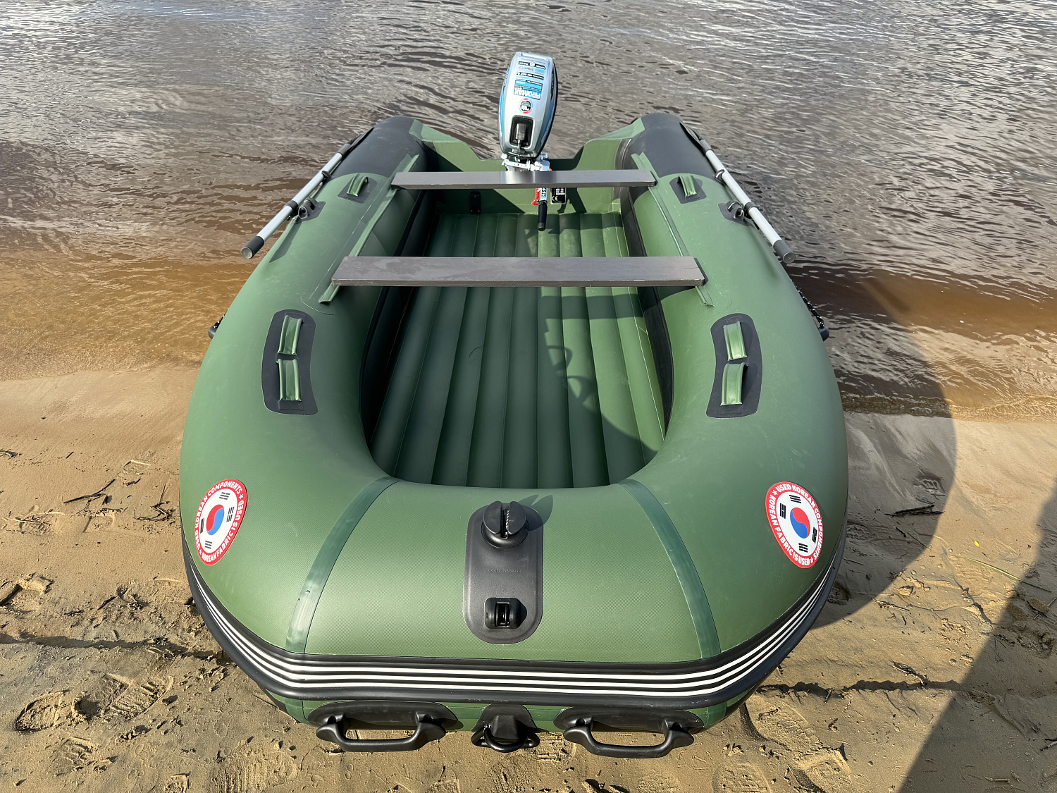 Лодка MISHIMO BIG FLOOR 380 в Артёме