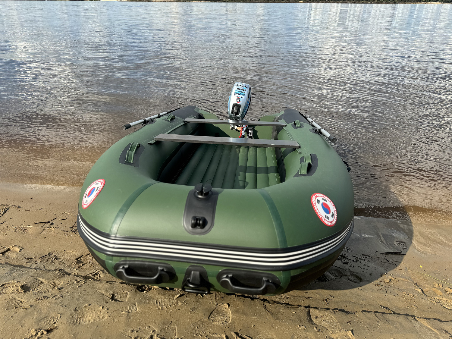 Лодка MISHIMO BIG FLOOR 380 в Артёме