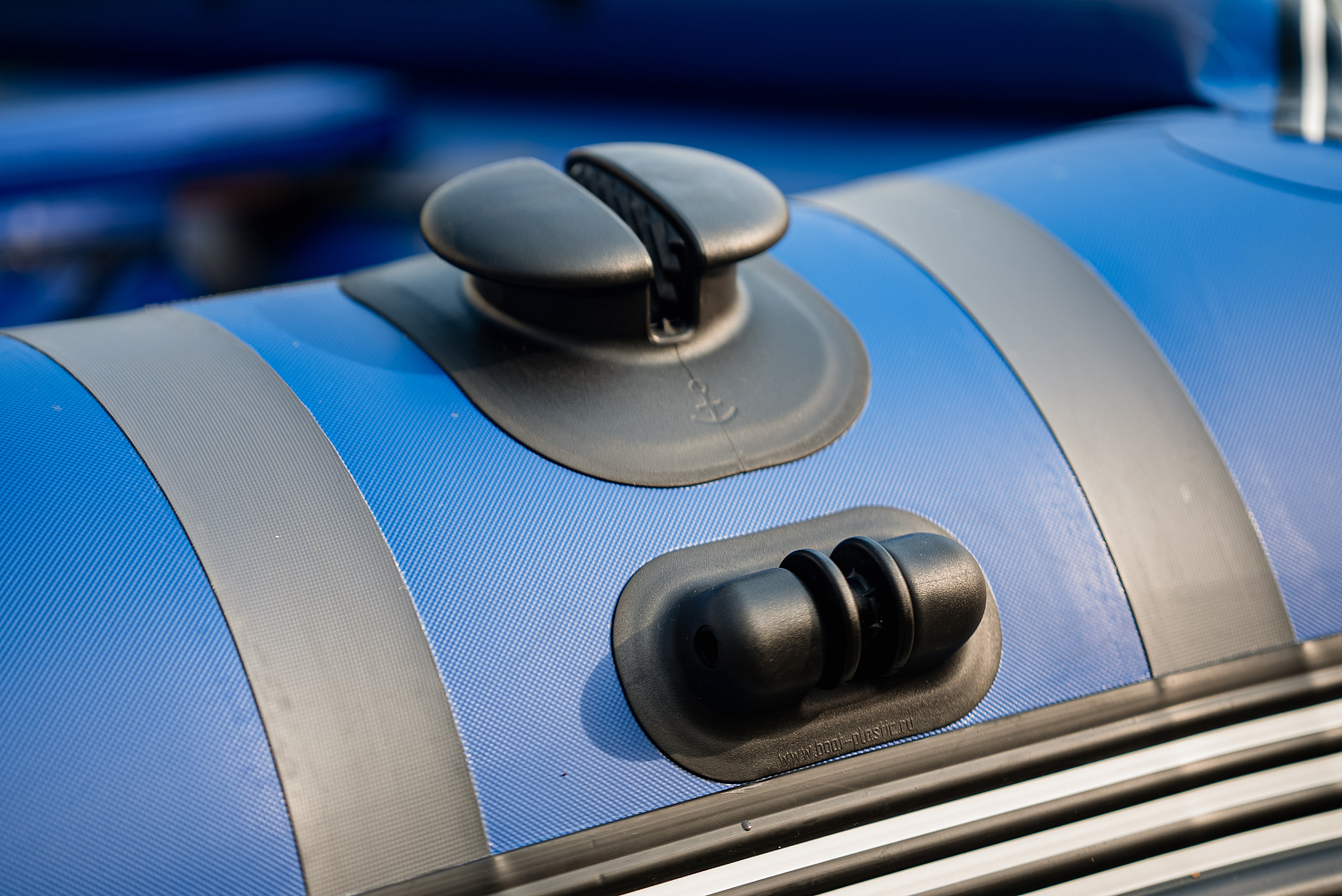 Лодка MISHIMO RIVER FJET PRO 410  под водомет в Артёме