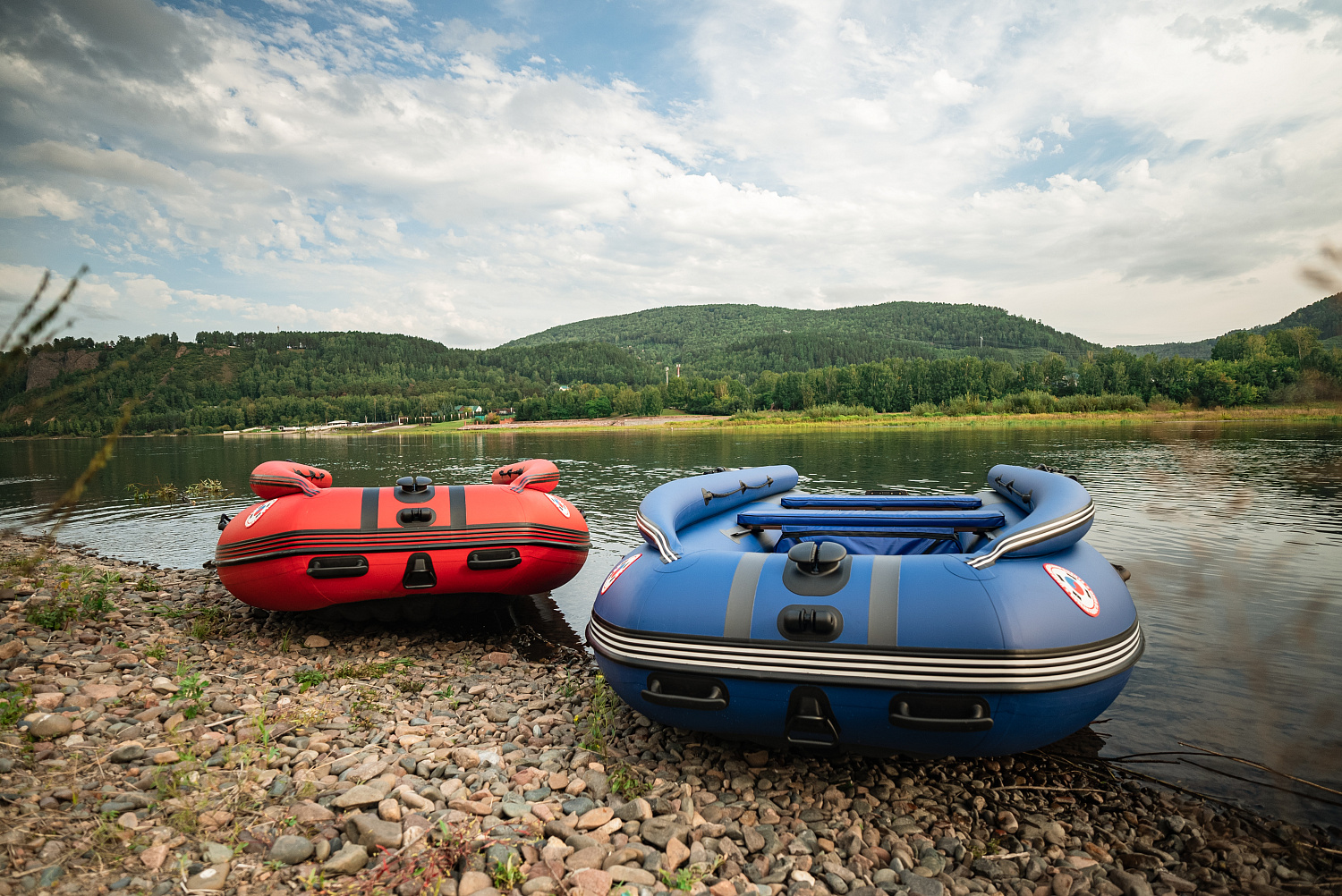 Лодка MISHIMO RIVER FJET PRO 410  под водомет в Артёме