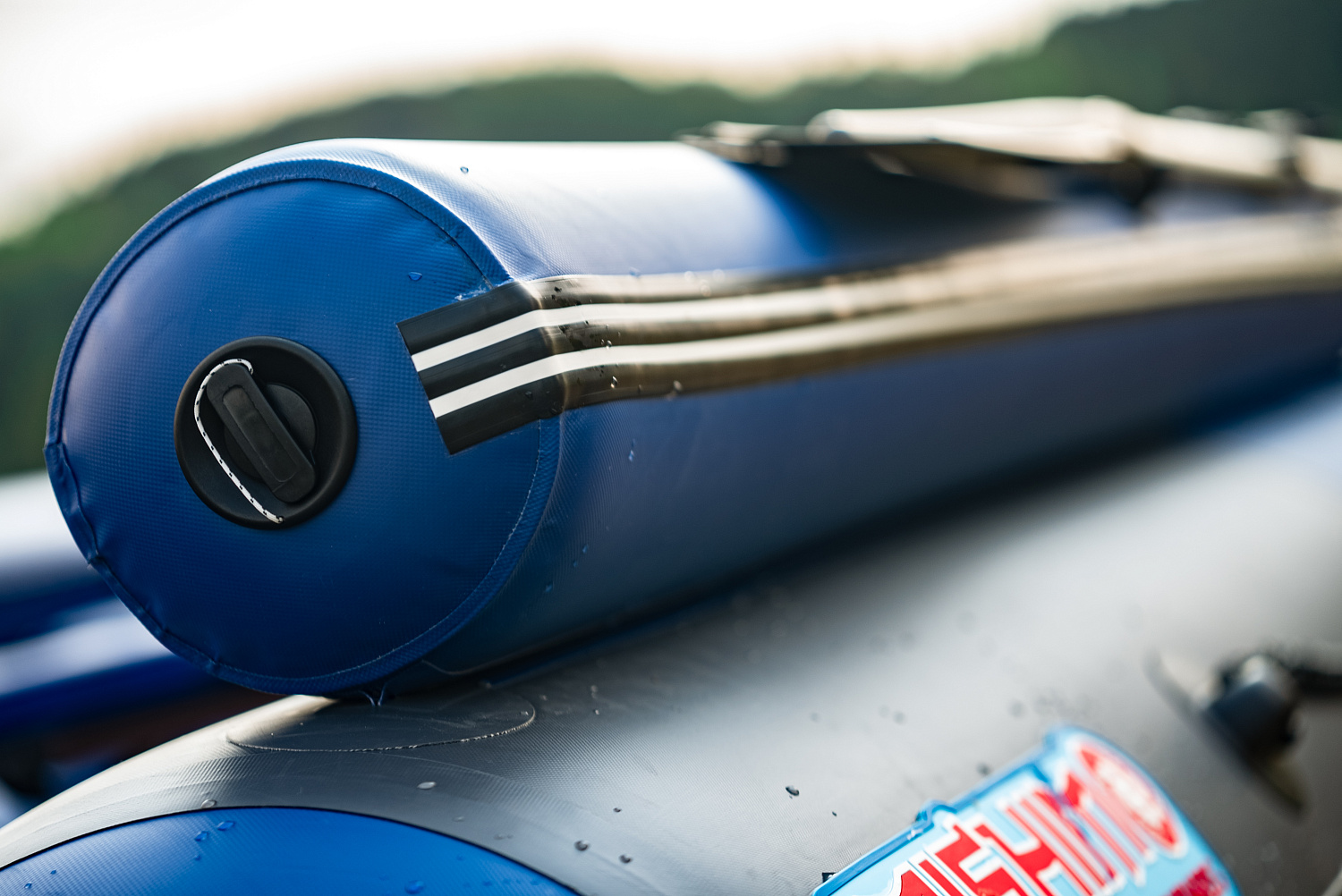 Лодка MISHIMO RIVER FJET PRO 410  под водомет в Артёме