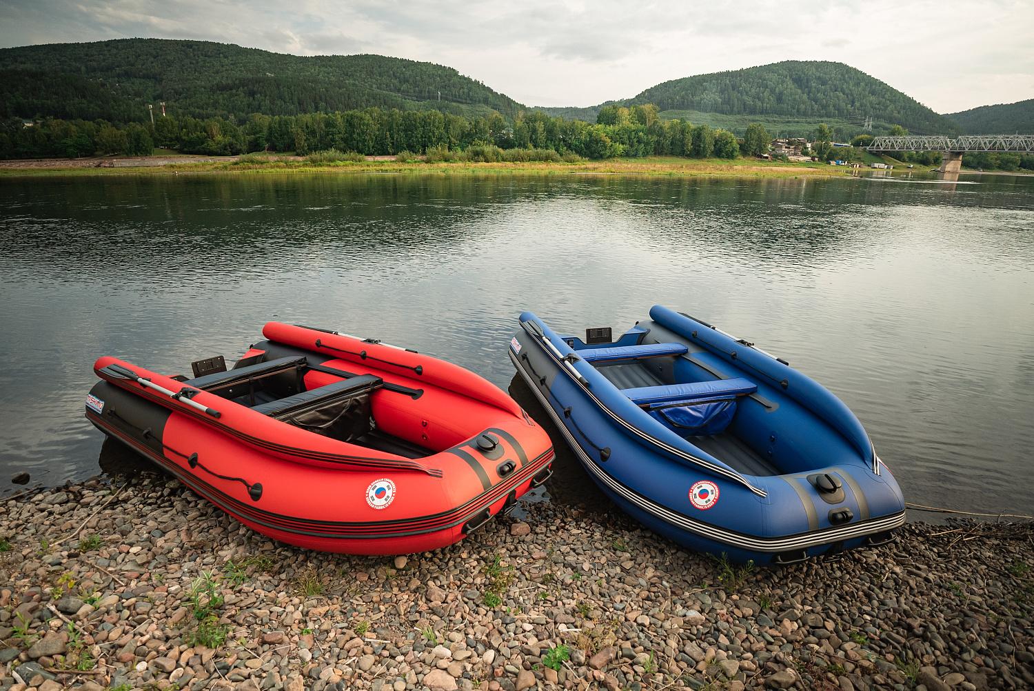 Лодка MISHIMO RIVER FJET PRO 410  под водомет в Артёме