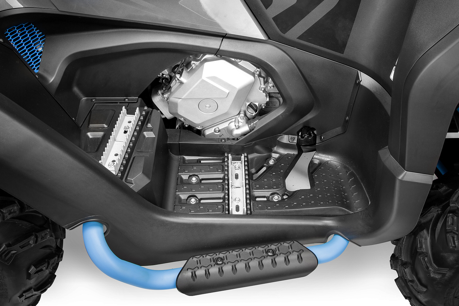  Квадроцикл Segway SNARLER AT6 LE в Артёме