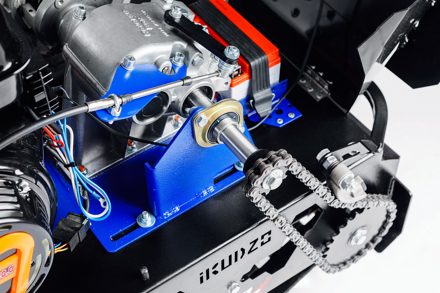 МОТОБУКСИРОВЩИК IKUDZO LONG 2.0 1700/500 EKR19 в Артёме