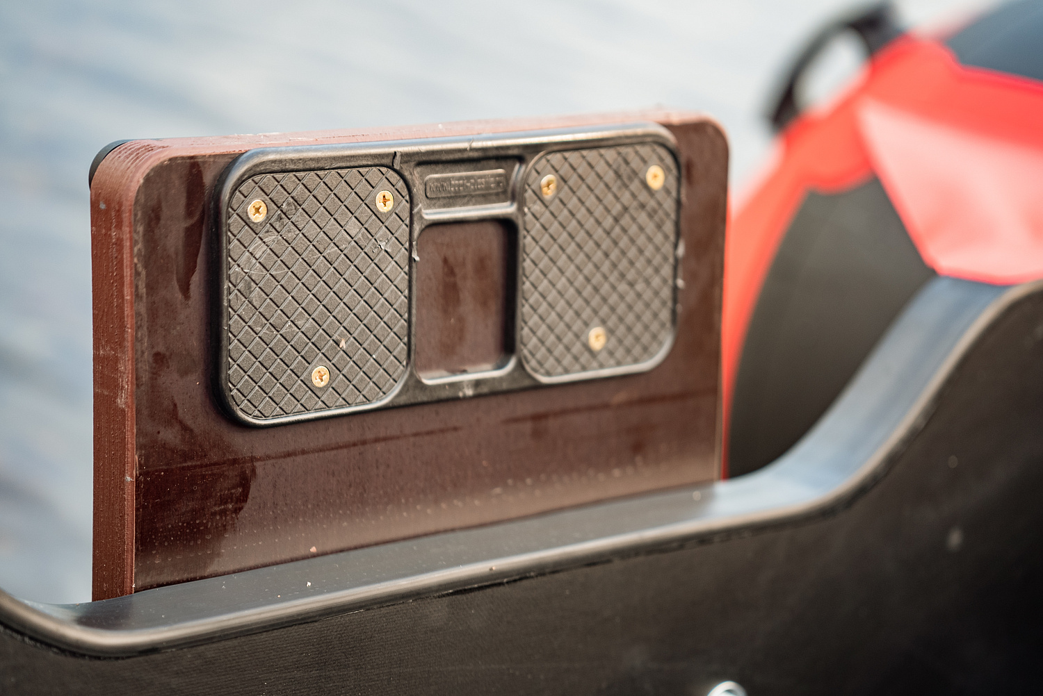 Лодка MISHIMO RIVER FJET PRO 410  под водомет в Артёме